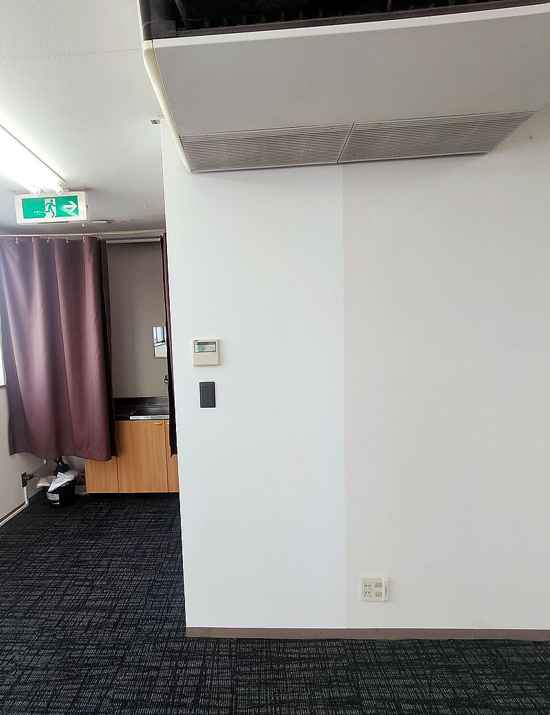 壁穴補修工事