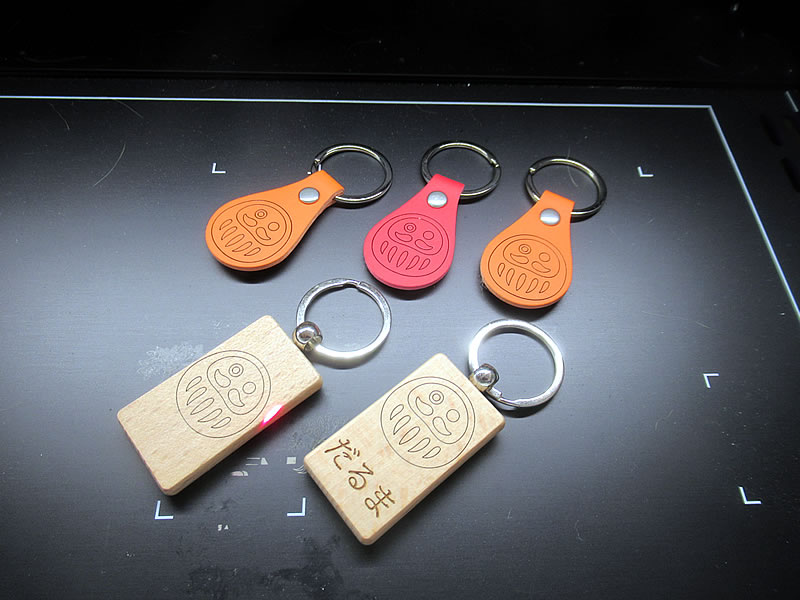 レーザー加工キーホルダー